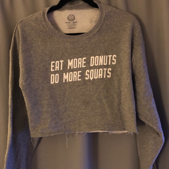 Crop sweatshirt - Picture 2 of 4